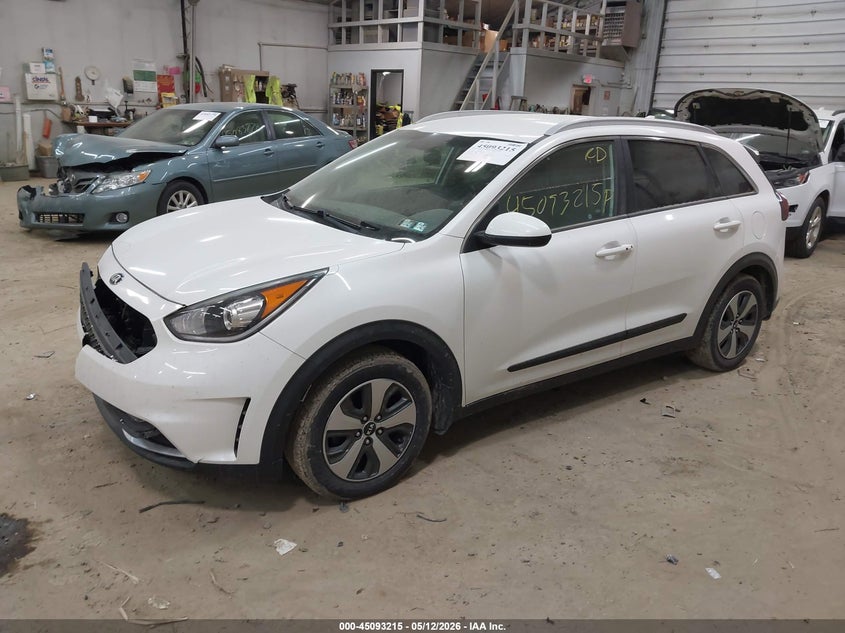 Vin: kndcb3lcxh5048831, lot: 45590782, kia niro lx 20172