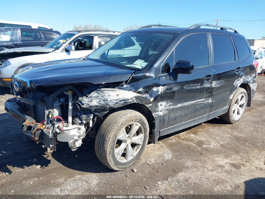 2015 SUBARU FORESTER auction photo 2