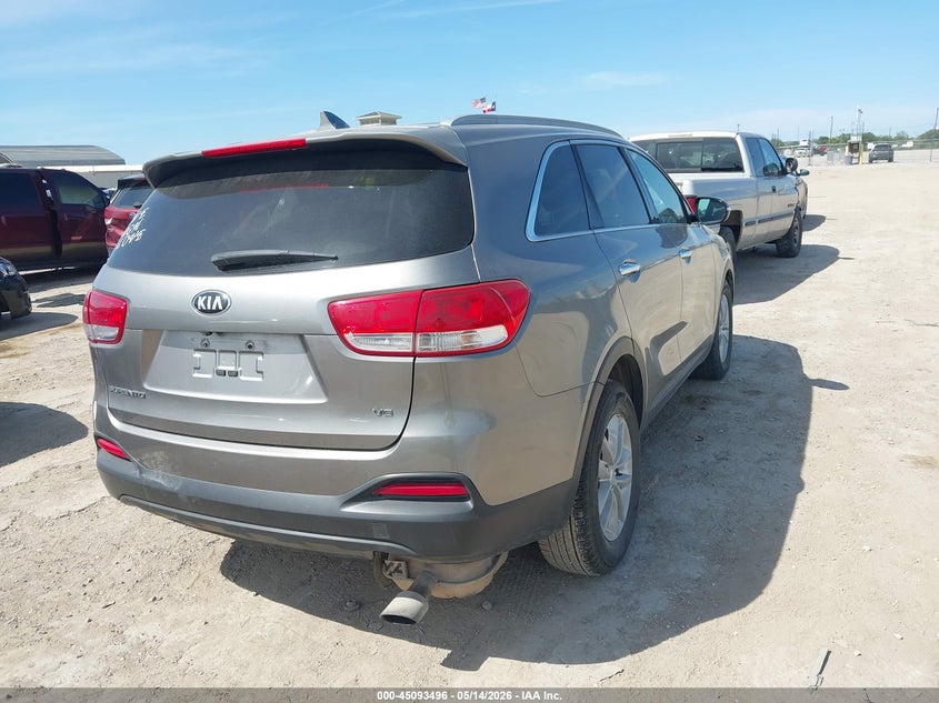 2016 KIA SORENTO auction photo 4