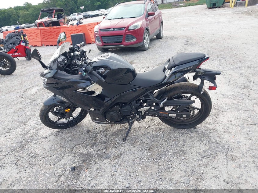 2018 Kawasaki Ex400 VIN: JKAEXKG17JDA10768 Lot: 45093511