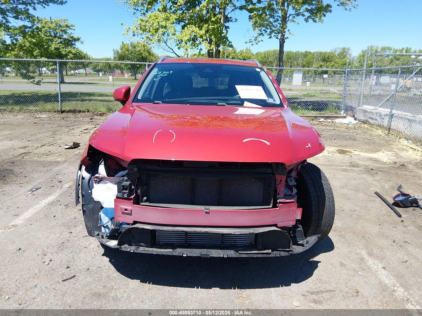 2019 Volvo Xc40 T5 Momentum VIN: YV4162UKXK2056235 Lot: 45093710