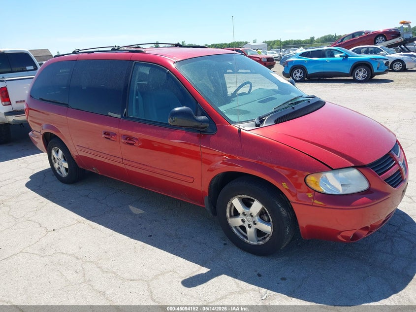 2005 DODGE GRAND CARAVAN SXT