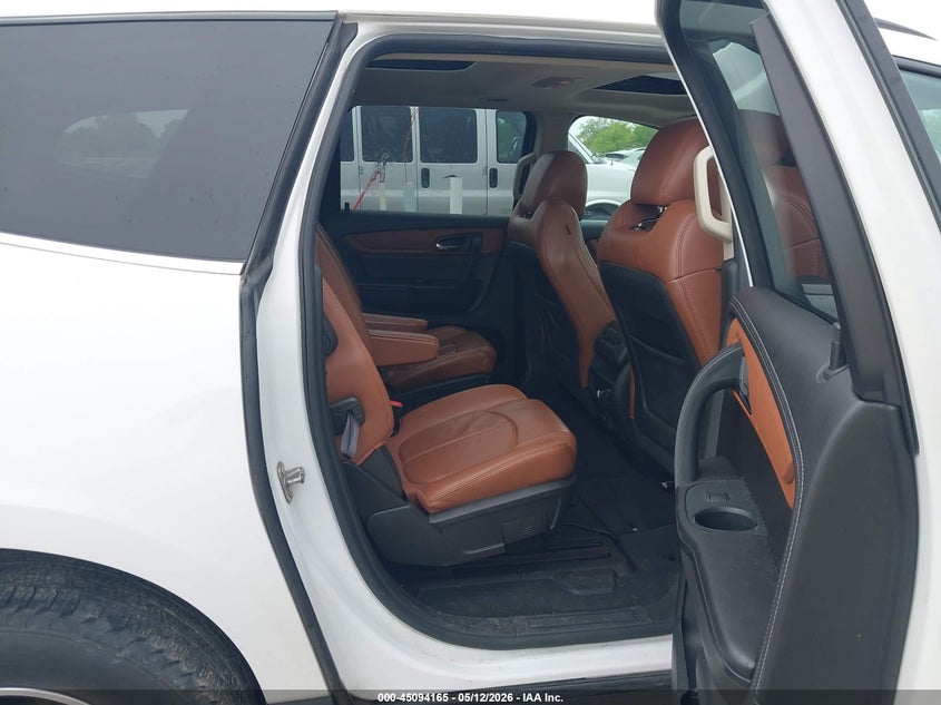 CHEVROLET TRAVERSE 2017 VIN 1GNKVHKD1HJ264785