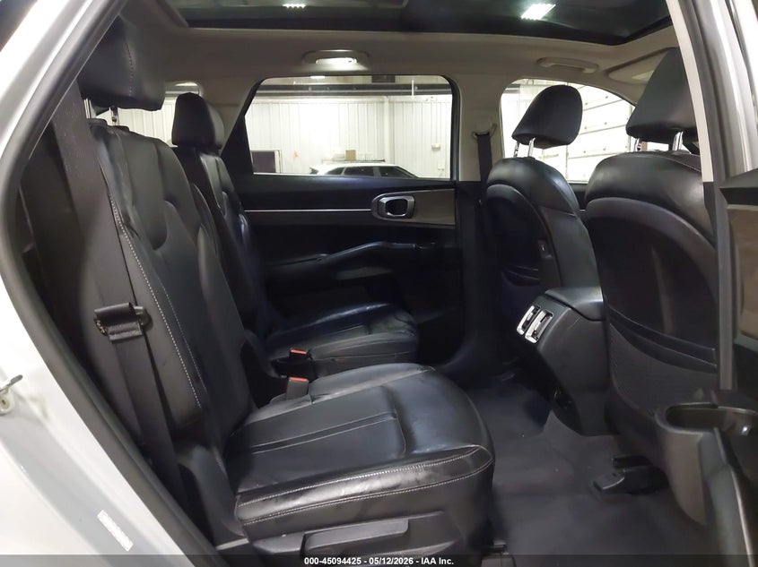 VIN 5XYRHDLF6MG072618 2021 KIA SORENTO EX