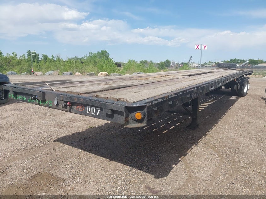 1GRDM9024HM021701 1987 GREAT DANE FLATBED photo 1
