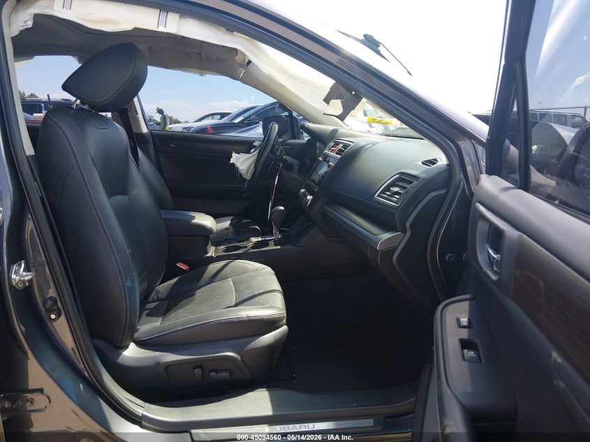 2016 SUBARU LEGACY auction photo 5