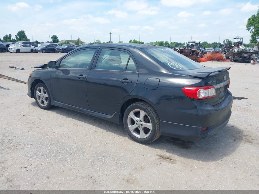 Vin: 2t1bu4ee0cc755636, lot: 45592149, toyota corolla s 20123