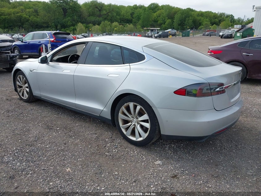 Vin: 5yjsa1e2xgf130207, lot: 45592296, tesla model s 60d/70d/75d/85d/90d 20163