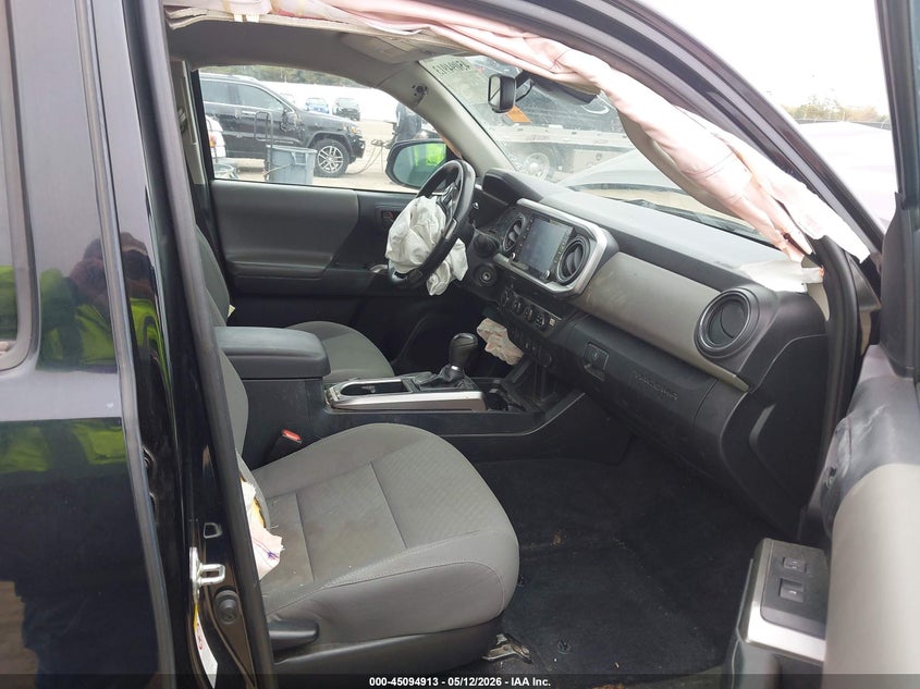 2020 TOYOTA TACOMA auction photo 5