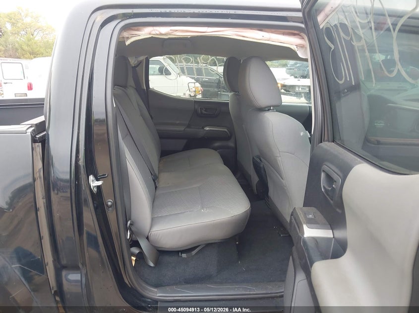 2020 TOYOTA TACOMA auction photo 8