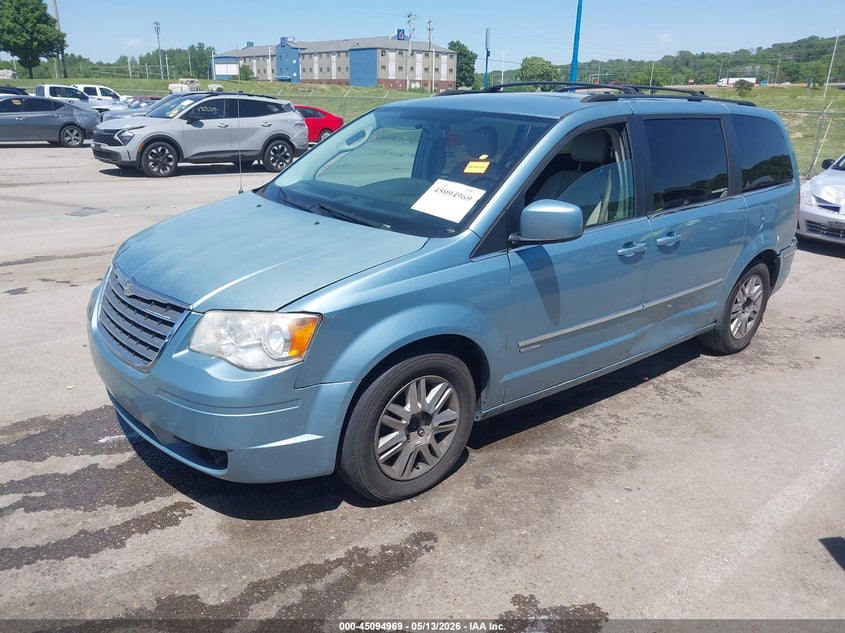 Vin: 2a4rr5dx4ar282615, lot: 45592536, chrysler town & country touring 20102
