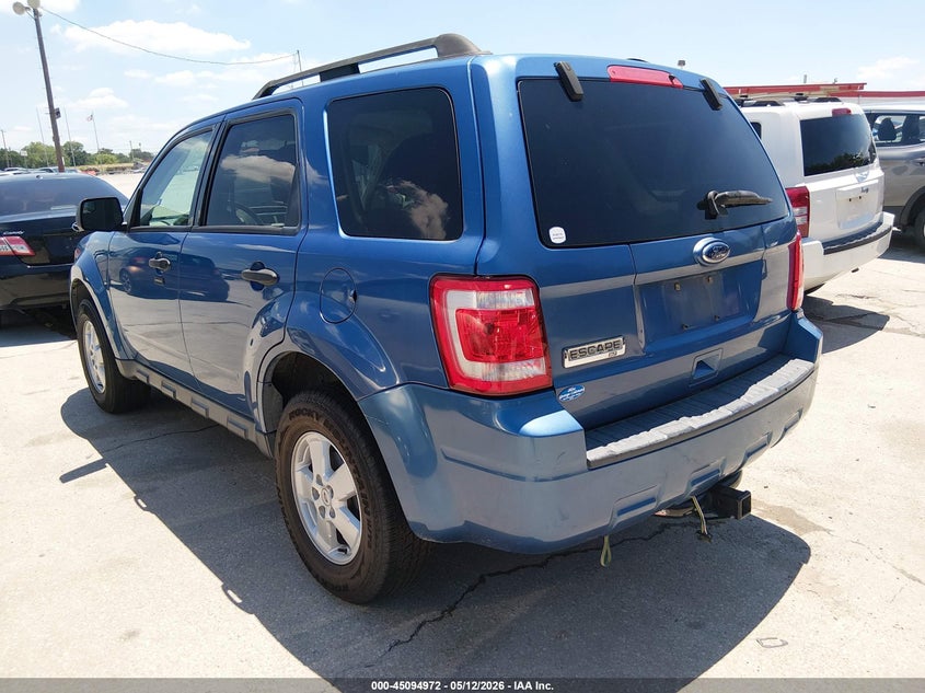 2010 FORD ESCAPE auction photo 3
