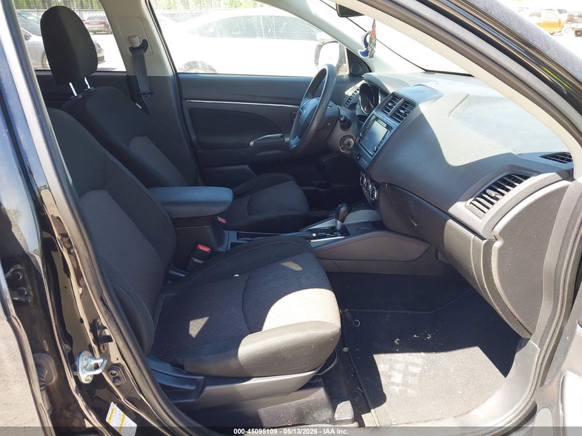 2019 MITSUBISHI OUTLANDER SPORT auction photo 5