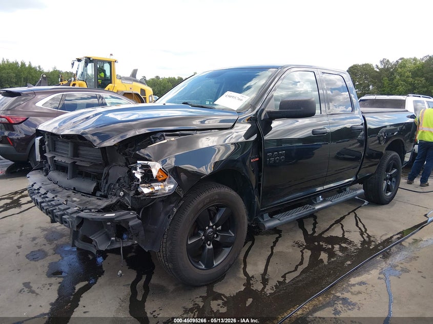 Vin: 1c6rr7ftxhs727984, lot: 45592833, ram 1500 express quad cab 4x4 6'4 box 20172