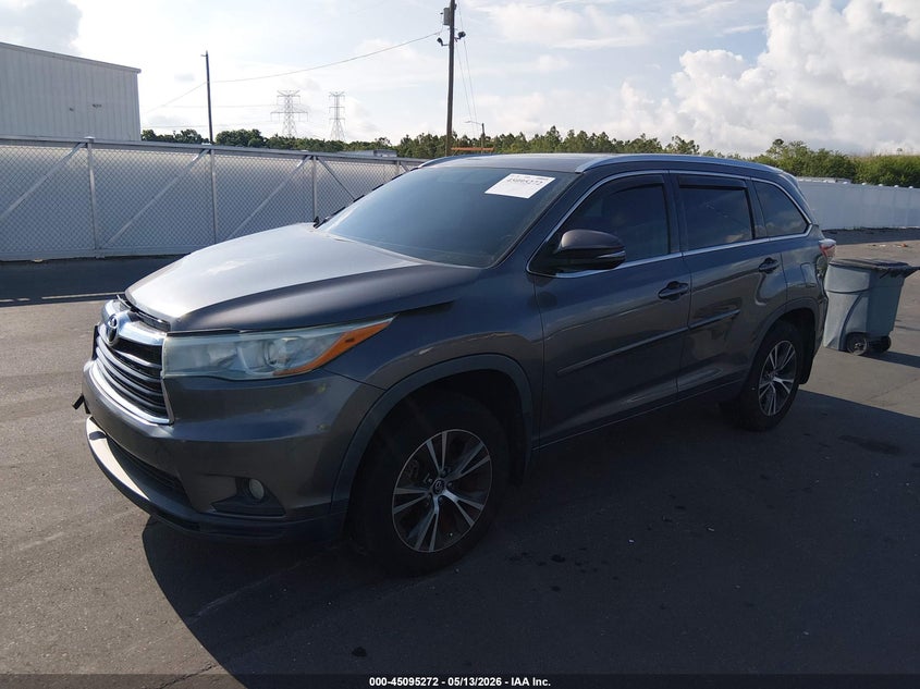 2016 Toyota Highlander Xle V6 5TDJKRFHXGS297222 photo 1