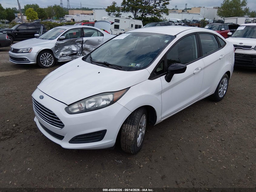 2015 Ford Fiesta S 3FADP4AJ9FM171188 photo 1
