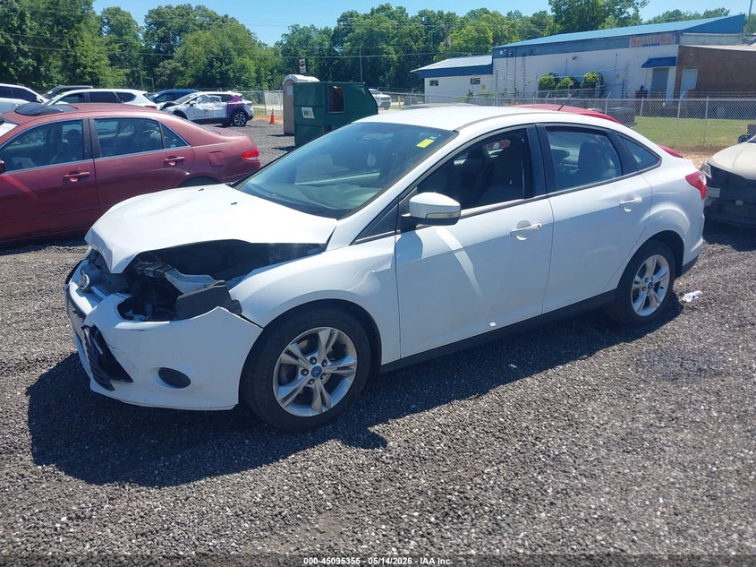 2013 Ford Focus Se 1FADP3F20DL174538 photo 1