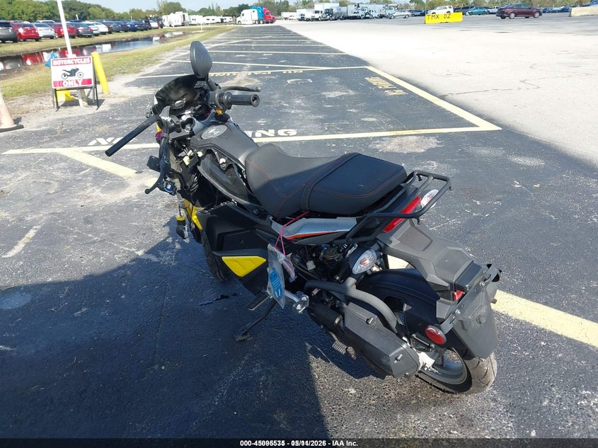 2024 KAWASAKI Z750S auction photo 3