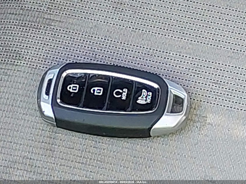 2025 Hyundai Venue Sel VIN: KMHRC8A33SU383722 Lot: 45095614