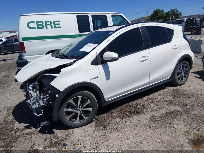 TOYOTA PRIUS C 2018 VIN JTDKDTB34J1613756