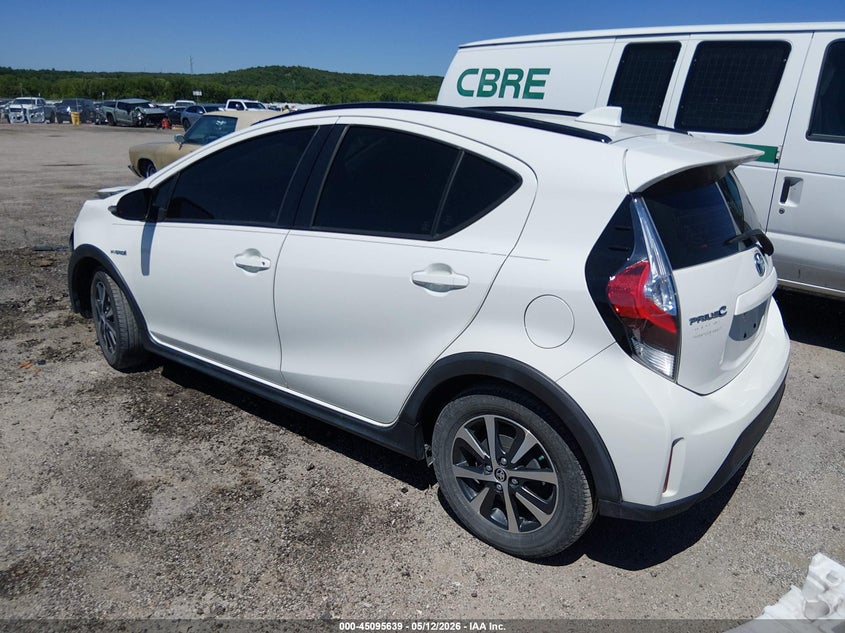 2018 TOYOTA PRIUS C auction photo 3