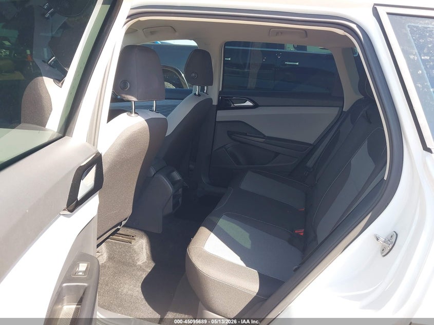 2024 VOLKSWAGEN TAOS auction photo 8
