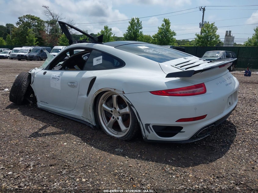 2016 PORSCHE 911 — zdjęcie 3