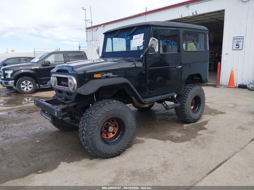 AtlanticExpress - Toyo Land Cruiser 4wd