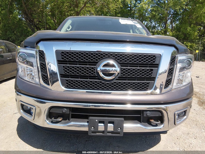 2018 Nissan Titan Sl VIN: 1N6AA1E54JN511675 Lot: 45095841