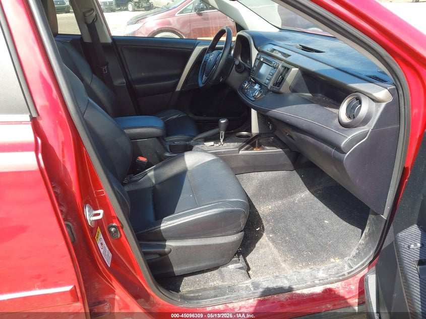 2014 TOYOTA RAV4 auction photo 5