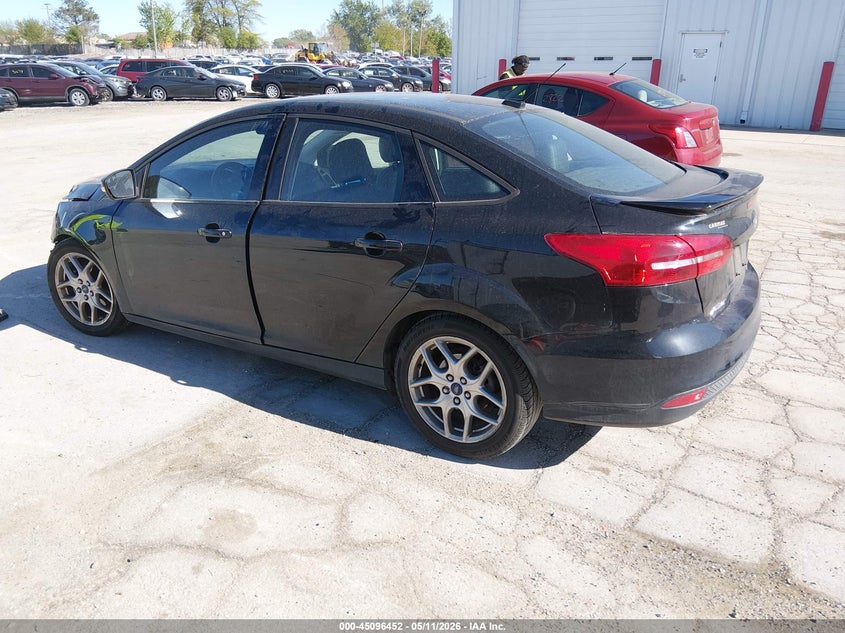 Vin: 1fadp3f22fl200804, lot: 45594019, ford focus se 20153