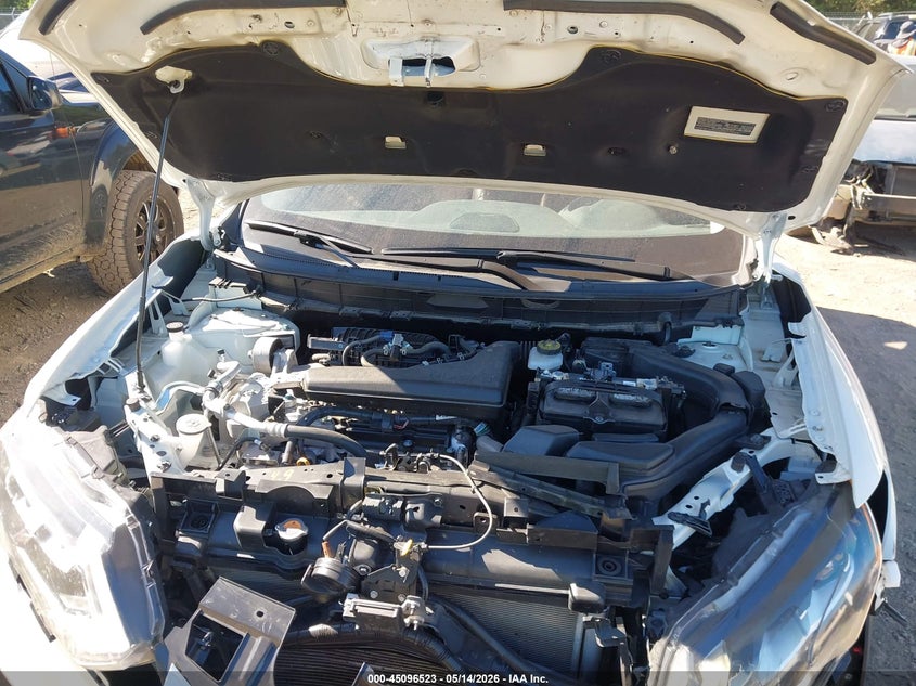 VIN 0JN8AT2MT4HW40282 2017 NISSAN ROGUE S
