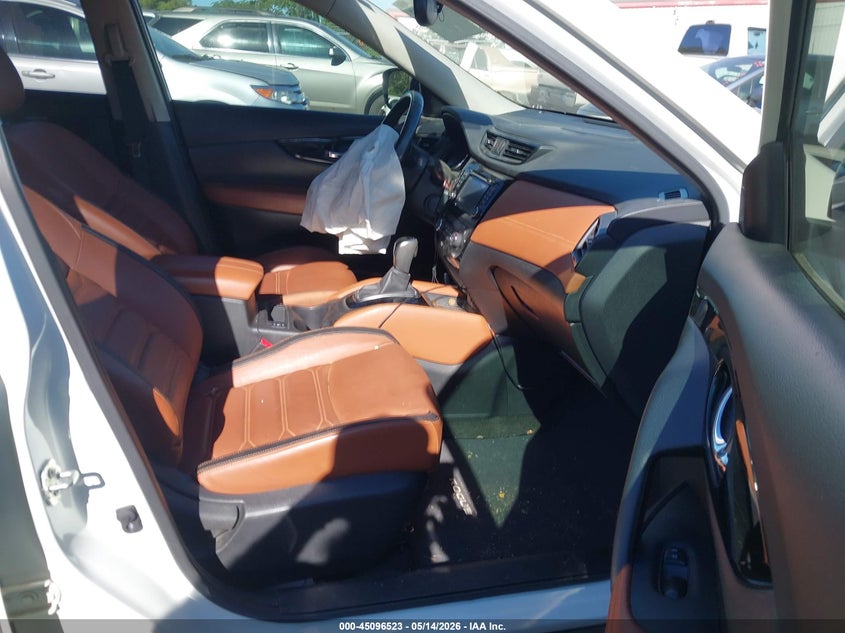 VIN 0JN8AT2MT4HW40282 2017 NISSAN ROGUE S