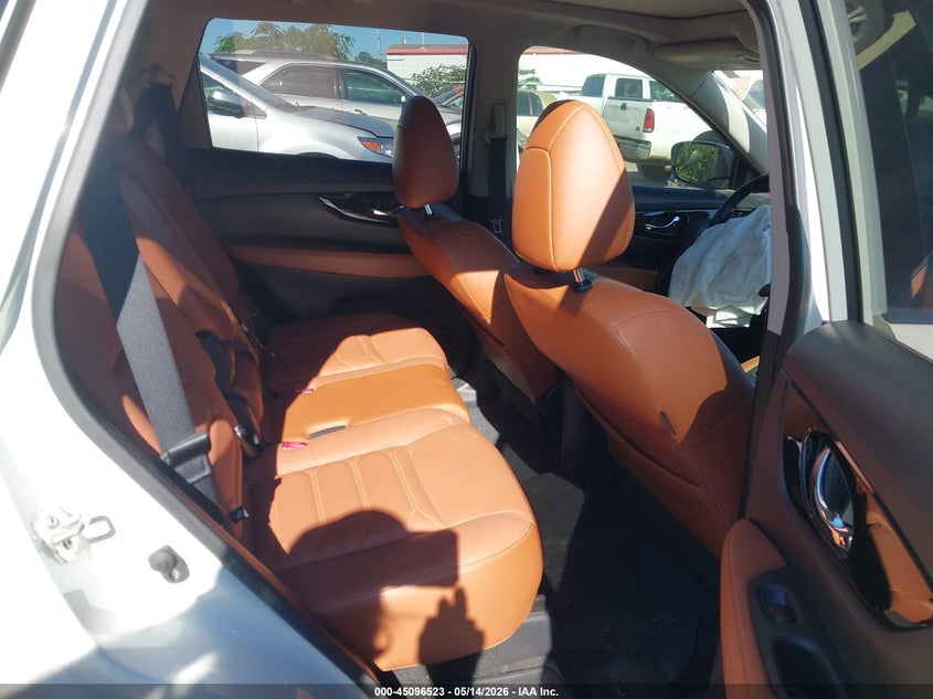 VIN 0JN8AT2MT4HW40282 2017 NISSAN ROGUE S