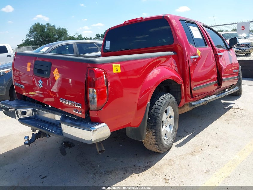 2010 SUZUKI EQUATOR auction photo 4