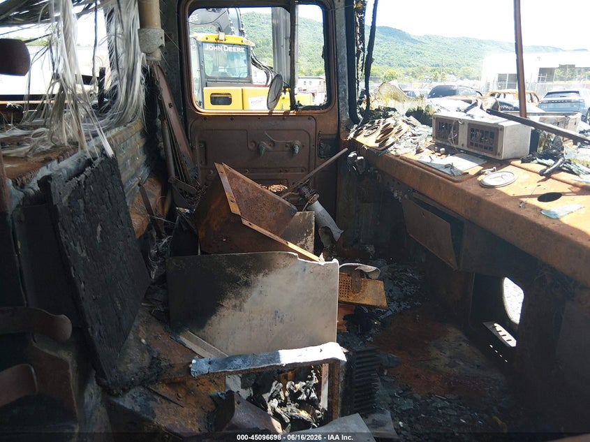 1978 MACK CF600 FIRETRUCK auction photo 5