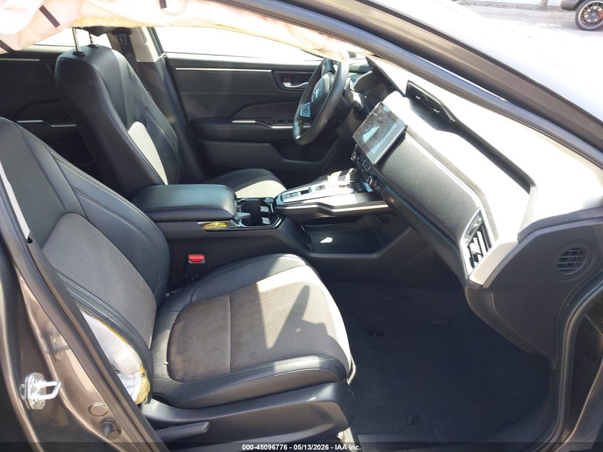 AtlanticExpress - Honda Clarity Plug In Hybrid