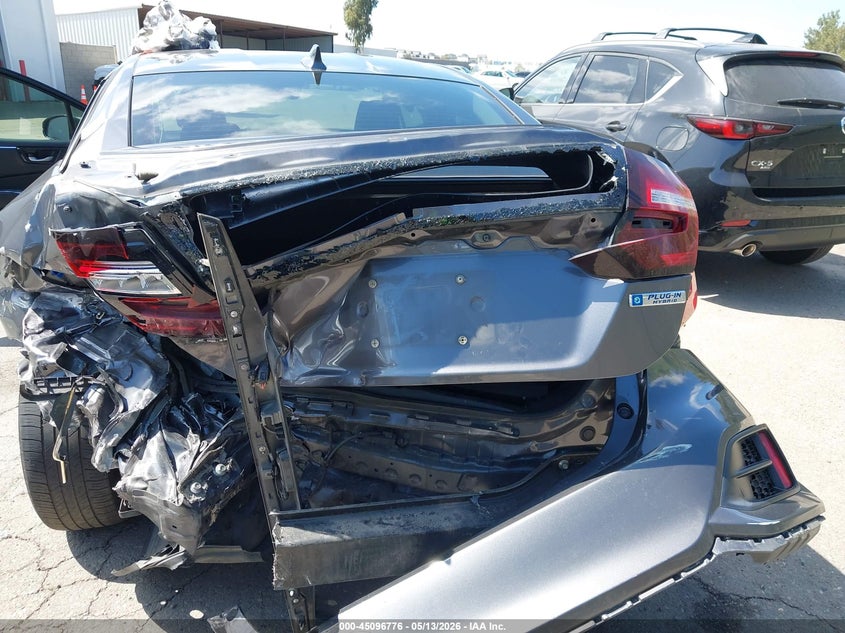 2018 Honda Clarity Plug-In Hybrid VIN: JHMZC5F14JC014476 Lot: 45096776