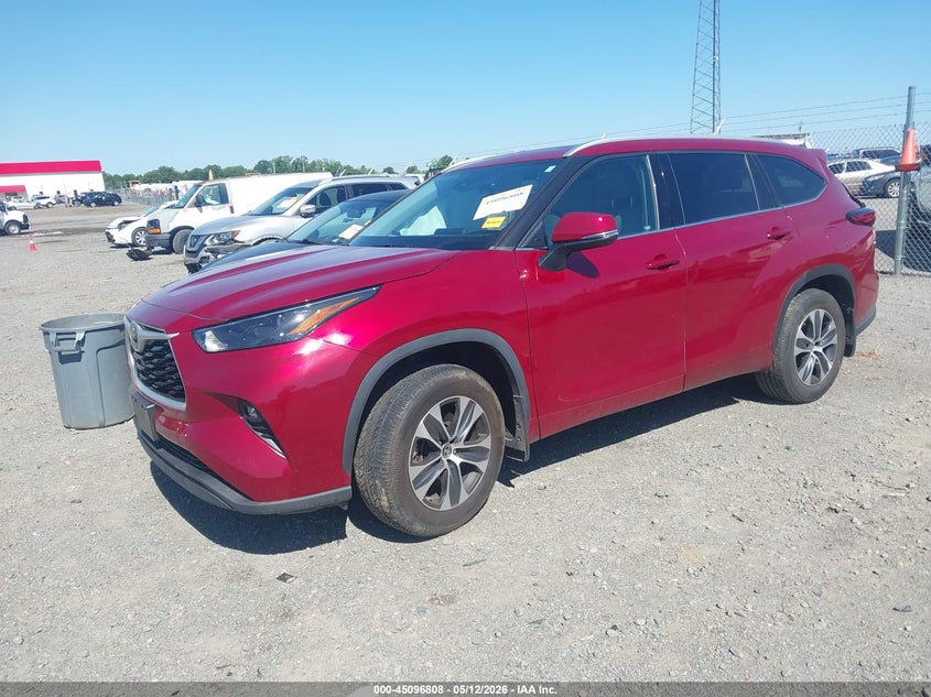 2022 Toyota Highlander Xle 5TDGZRBH5NS209086 photo 1
