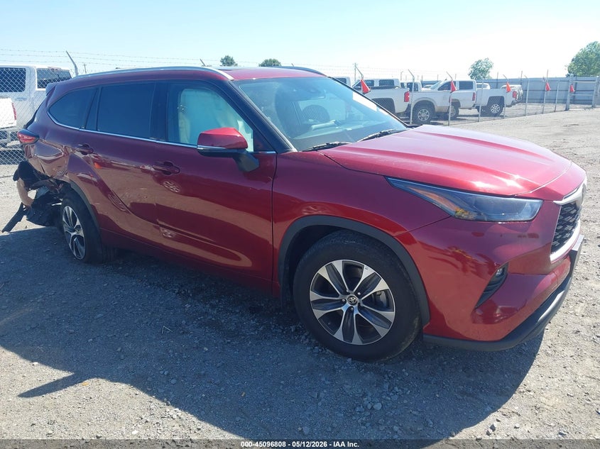 2022 TOYOTA HIGHLANDER XLE — Галерея фотографий