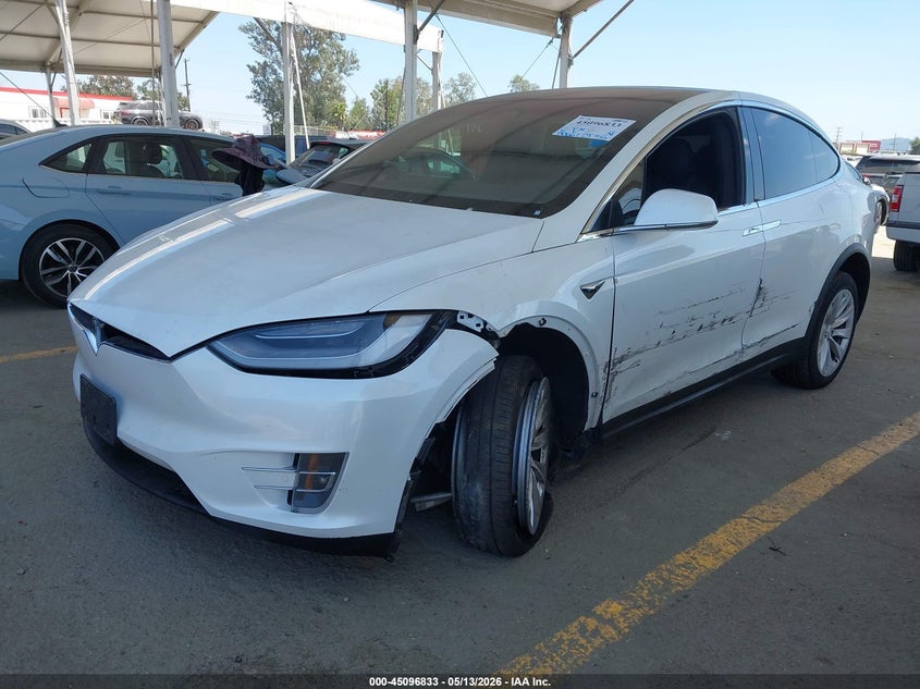 Vin: 5yjxcbe22lf236537, lot: 45594400, tesla model x long range dual motor all-wheel drive/long range plus dual motor all-wheel drive 20202