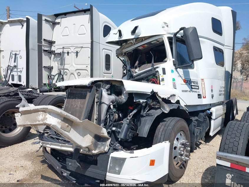 2018 VOLVO VNL auction photo 2