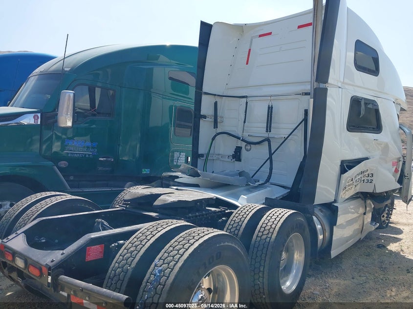 2018 VOLVO VNL auction photo 4