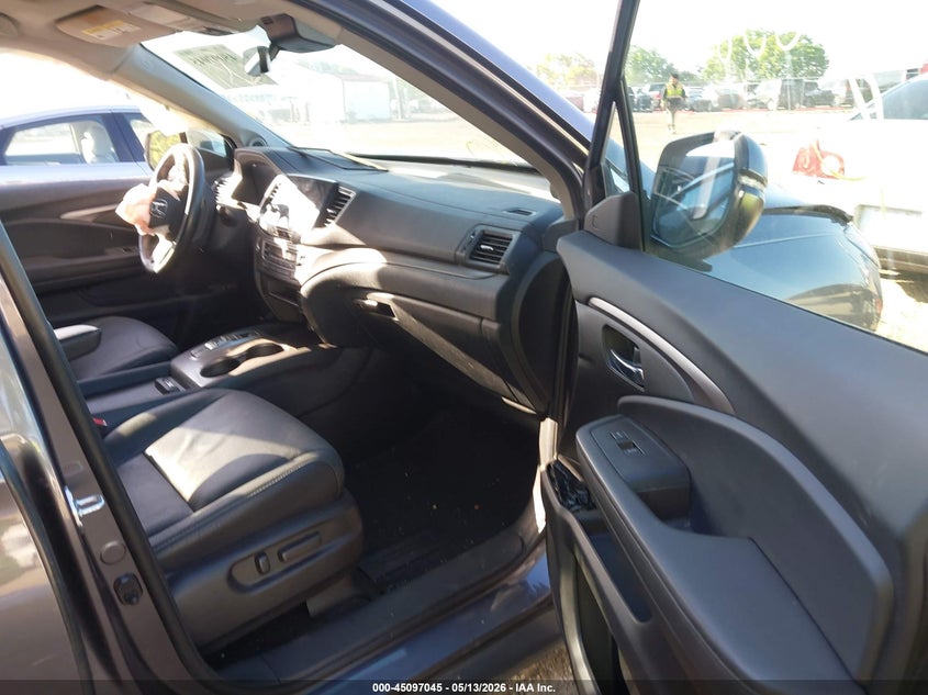 2021 HONDA PILOT auction photo 5