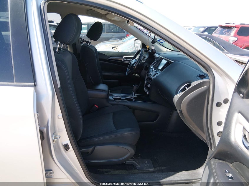 VIN 5N1DR2MN0KC600555 2019 NISSAN PATHFINDER SV