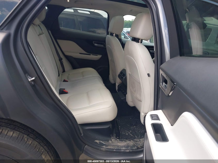 2019 JAGUAR F-PACE auction photo 8