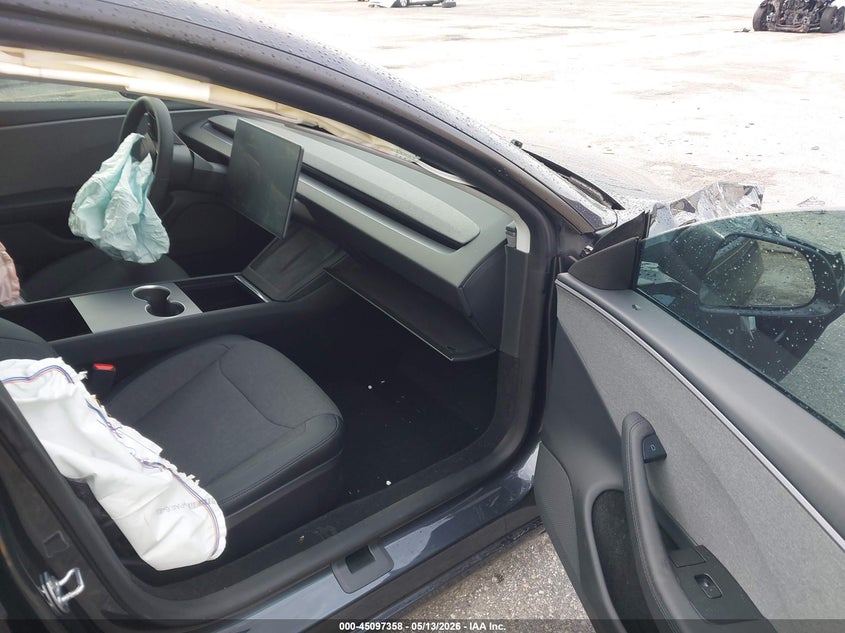 2025 TESLA MODEL 3 auction photo 5