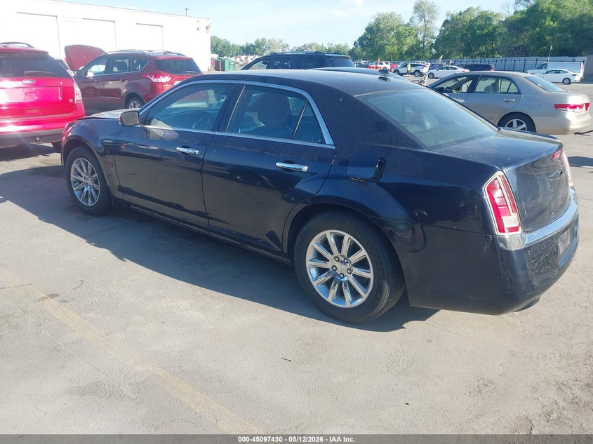 Vin: 2c3ca6ct3bh538214, lot: 45594997, chrysler 300c 20113