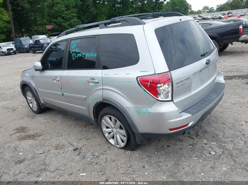2011 Subaru Forester 2.5 2.5X Premium silver Lot 111045097685 Vin JF2SHADC6BG767505