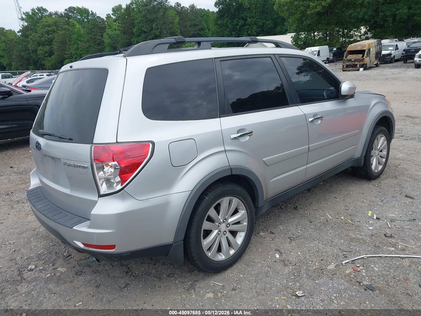 2011 Subaru Forester 2.5 2.5X Premium silver Lot 111045097685 Vin JF2SHADC6BG767505